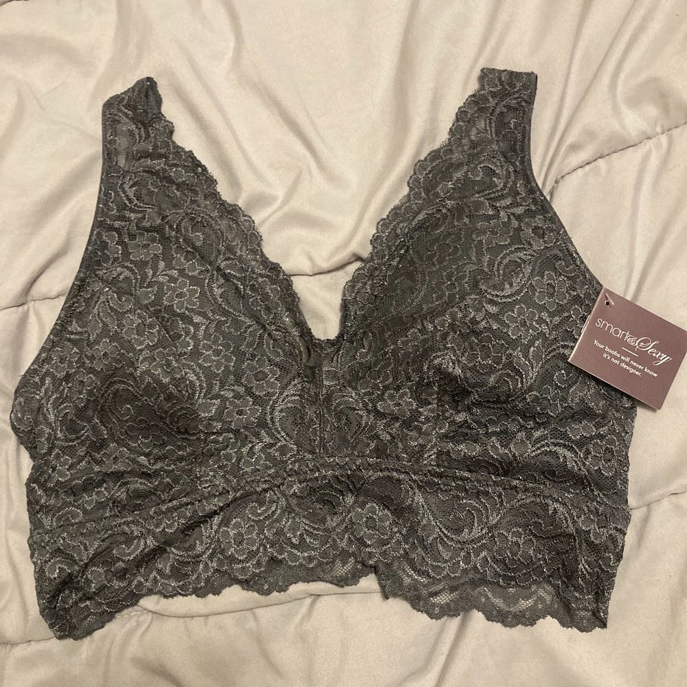 NWT XXL in dark grey Smart & Sexy Women's Signature Lace Deep V Bralette
